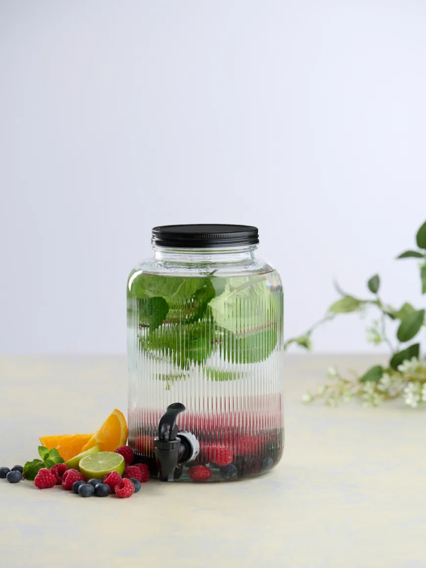 Dispenser med tappehane 4 liter - DAY