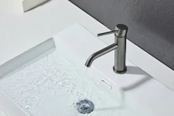 Håndvaskarmatur Slim vinkel gunmetal