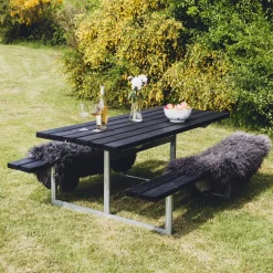 HORTUS FRIGG bord-/bænkesæt sort 175 x 140 cm