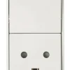 LK FUGA® stikkontakt m/jord, ramme og afbryder hvid