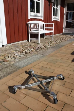 Rullevogn til parasolfod og krukker - Garden®
